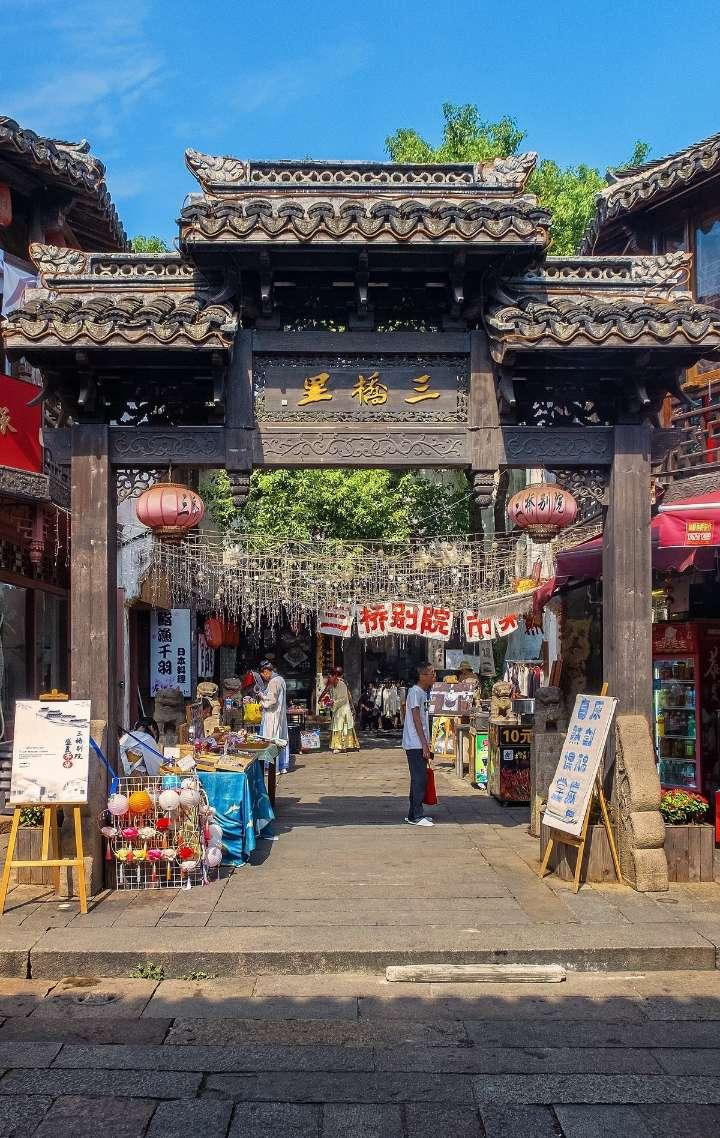 女人夫死守节观念何时形成,封建社会里寡妇真的不能再嫁他人吗?